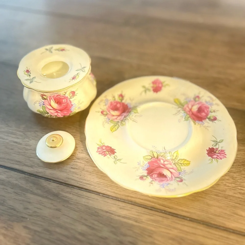 Vintage Orlik Bone China Inkwell with Lid –Red Roses Floral Design ENGLAND